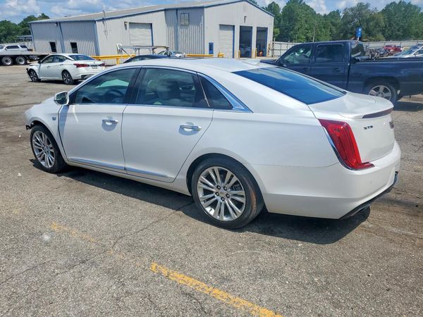 2019 CADILLAC XTS Luxury