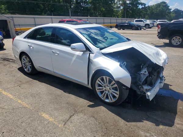 2019 CADILLAC XTS Luxury