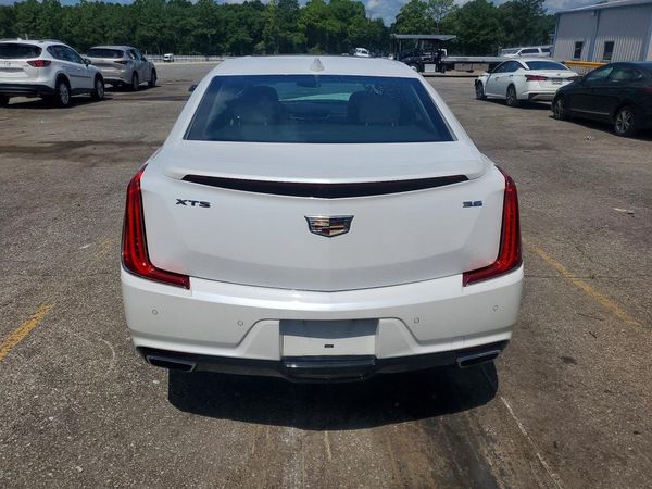 2019 CADILLAC XTS Luxury
