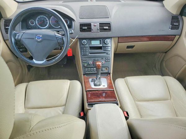 2014 VOLVO XC90