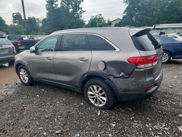 2018 KIA SORENTO L, LX