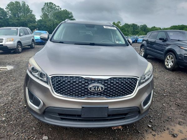 2018 KIA SORENTO L, LX