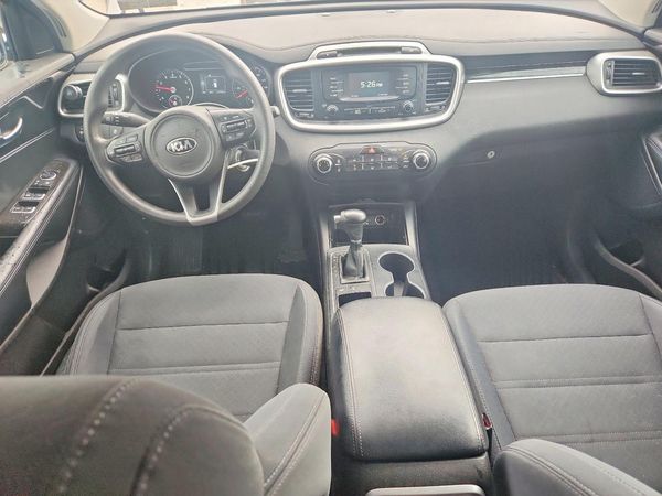 2018 KIA SORENTO L, LX