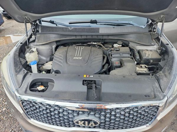 2018 KIA SORENTO L, LX