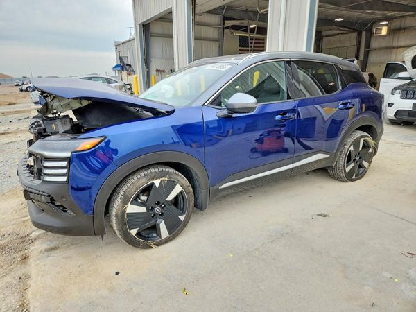 2025 NISSAN KICKS SR