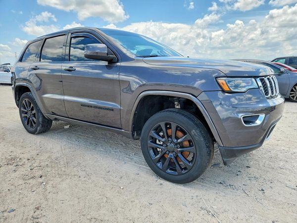 2021 JEEP GRAND CHEROKEE Laredo