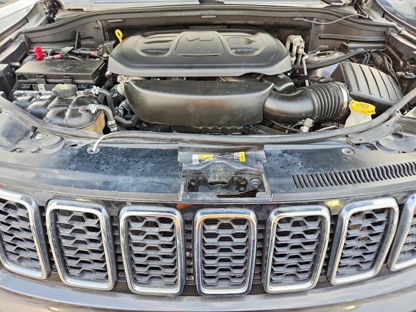 2021 JEEP GRAND CHEROKEE Laredo