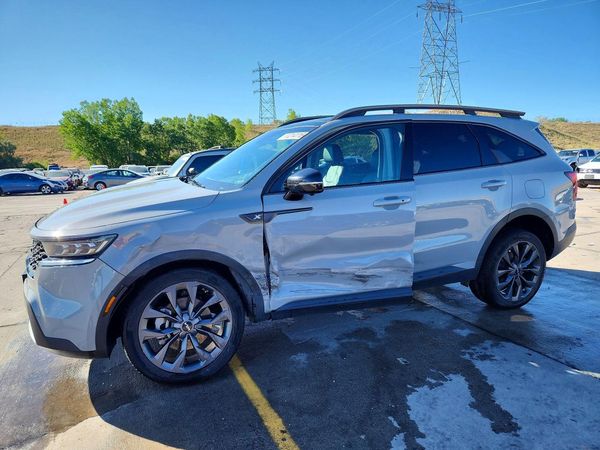 2022 KIA SORENTO