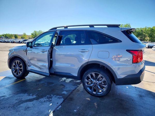 2022 KIA SORENTO