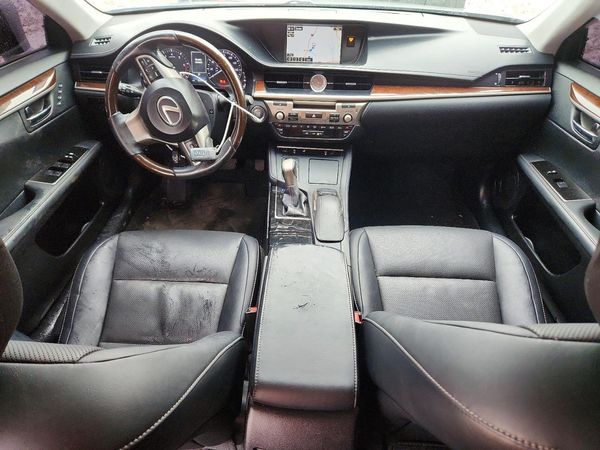 2016 LEXUS ES