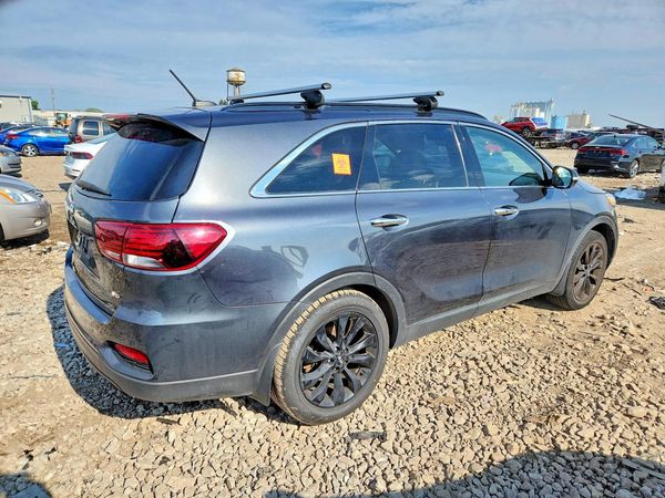 2020 KIA SORENTO