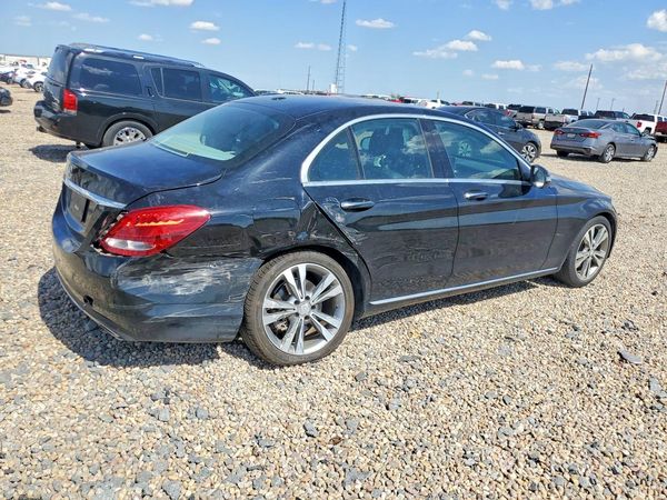 2016 MERCEDES-BENZ C C300