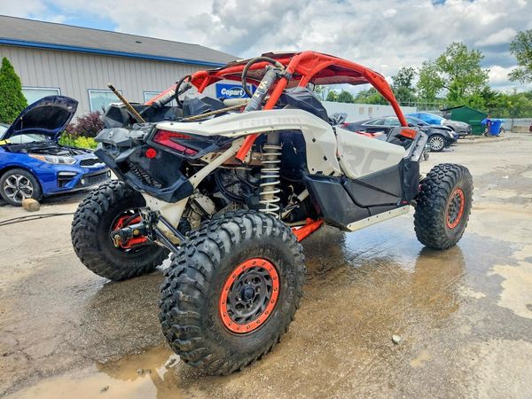 2022 CAN-AM MAVERICK X3