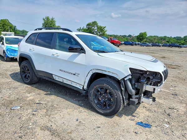 2022 JEEP CHEROKEE
