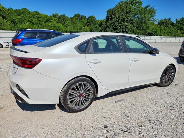 2022 KIA FORTE