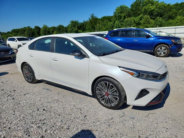 2022 KIA FORTE