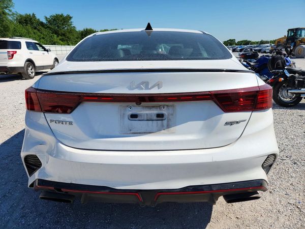 2022 KIA FORTE