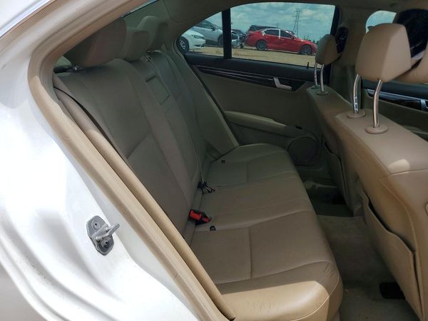 2013 MERCEDES-BENZ C C250