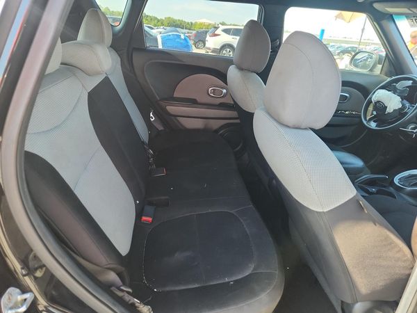 2017 KIA SOUL