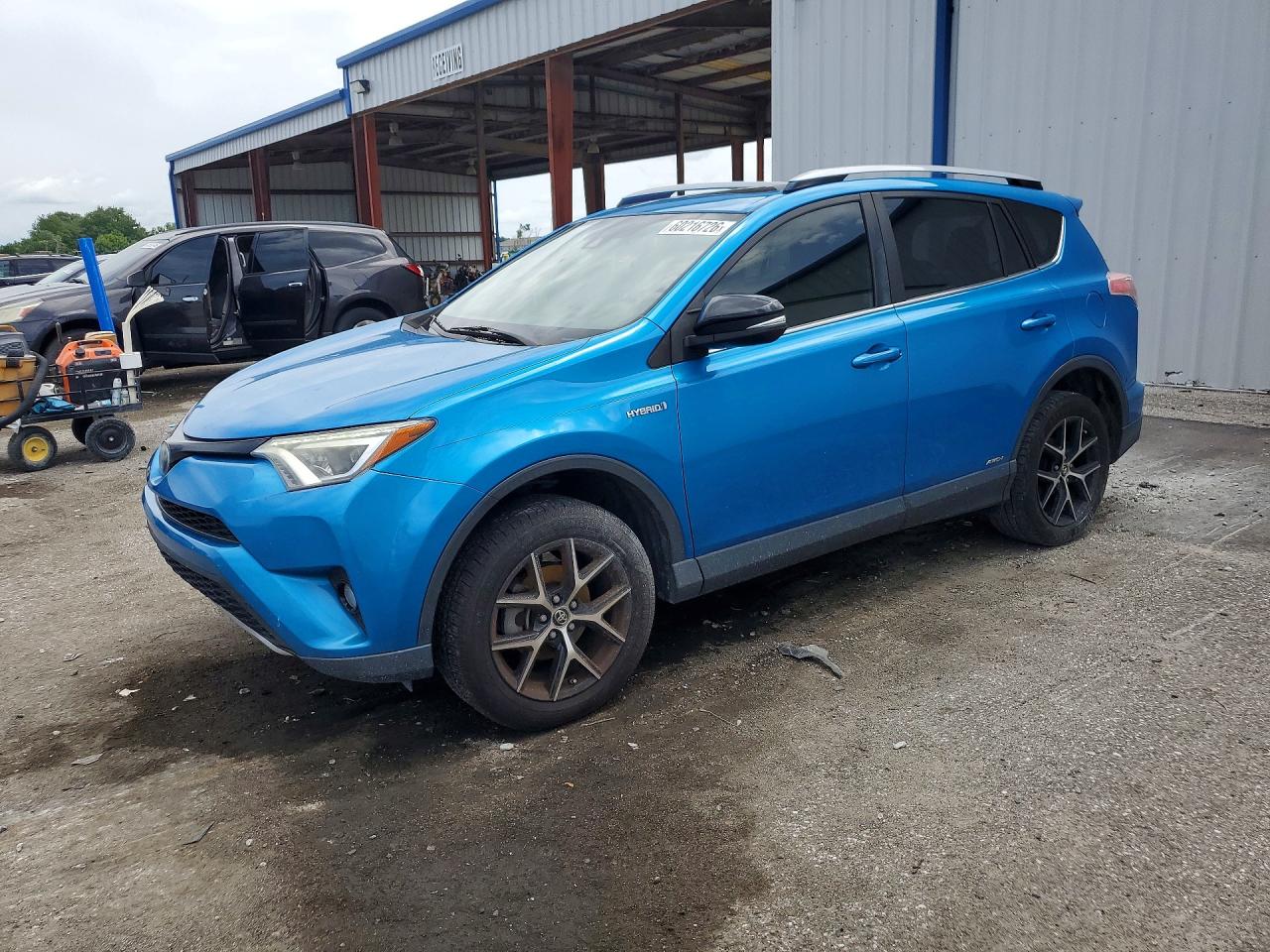 2018 TOYOTA RAV4 SE