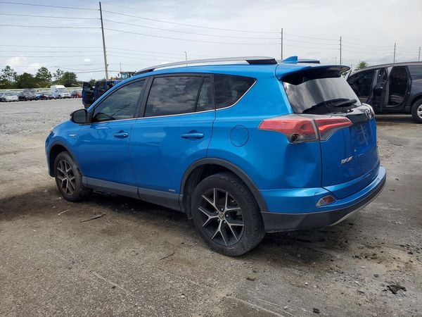 2018 TOYOTA RAV4 SE