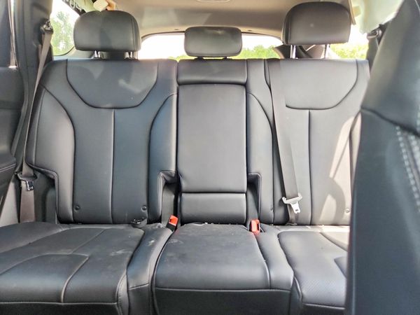 2023 HYUNDAI SANTA FE SEL Premium — SUVN
