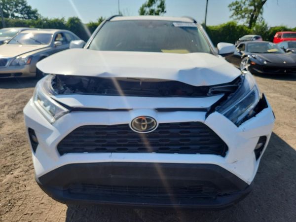 2019 TOYOTA RAV4 XLE AWD