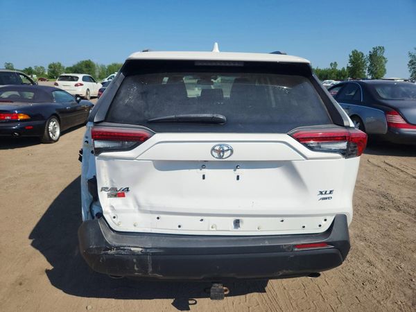 2019 TOYOTA RAV4 XLE AWD