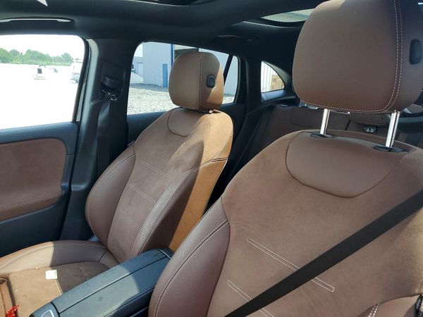 2025 MERCEDES-BENZ 300 GLA 250 4MATIC