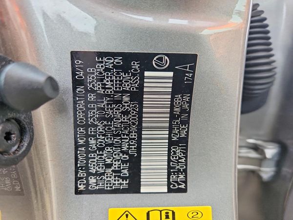 2019 LEXUS UX