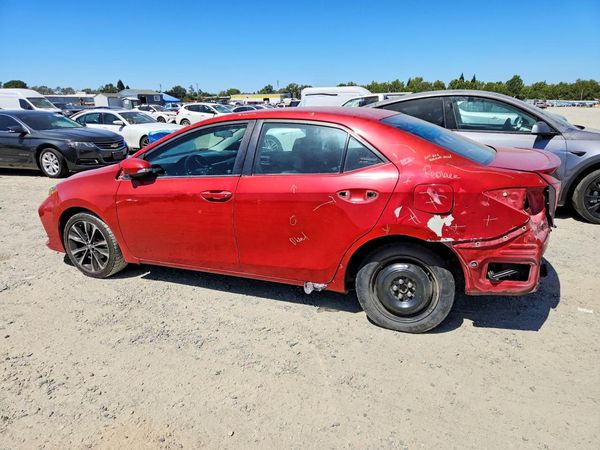 2017 TOYOTA COROLLA