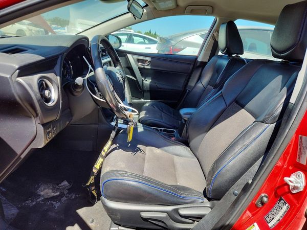 2017 TOYOTA COROLLA