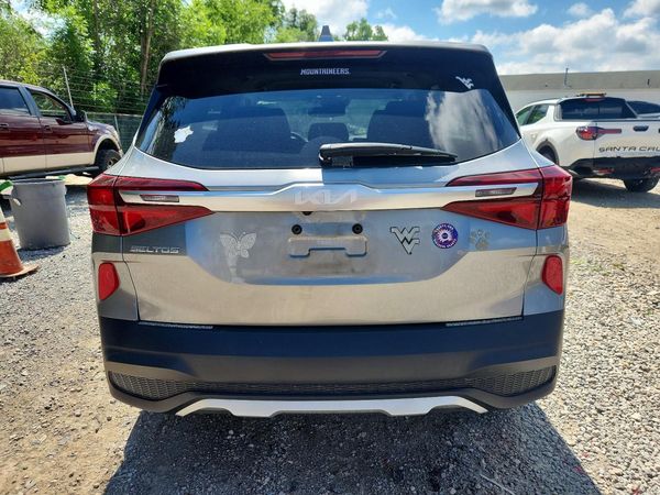 2023 KIA SELTOS LX