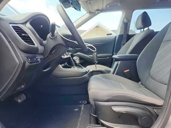 2023 KIA SELTOS LX