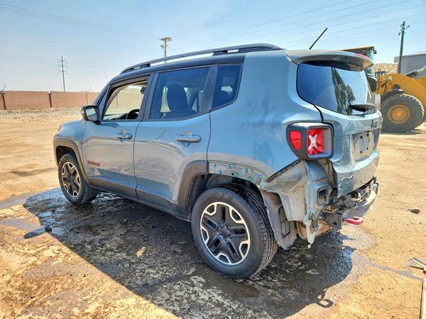 2015 JEEP RENEGADE TRAILHAWK 4X4