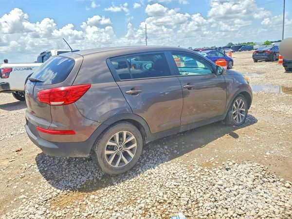 2015 KIA SPORTAGE GL - Middle-low