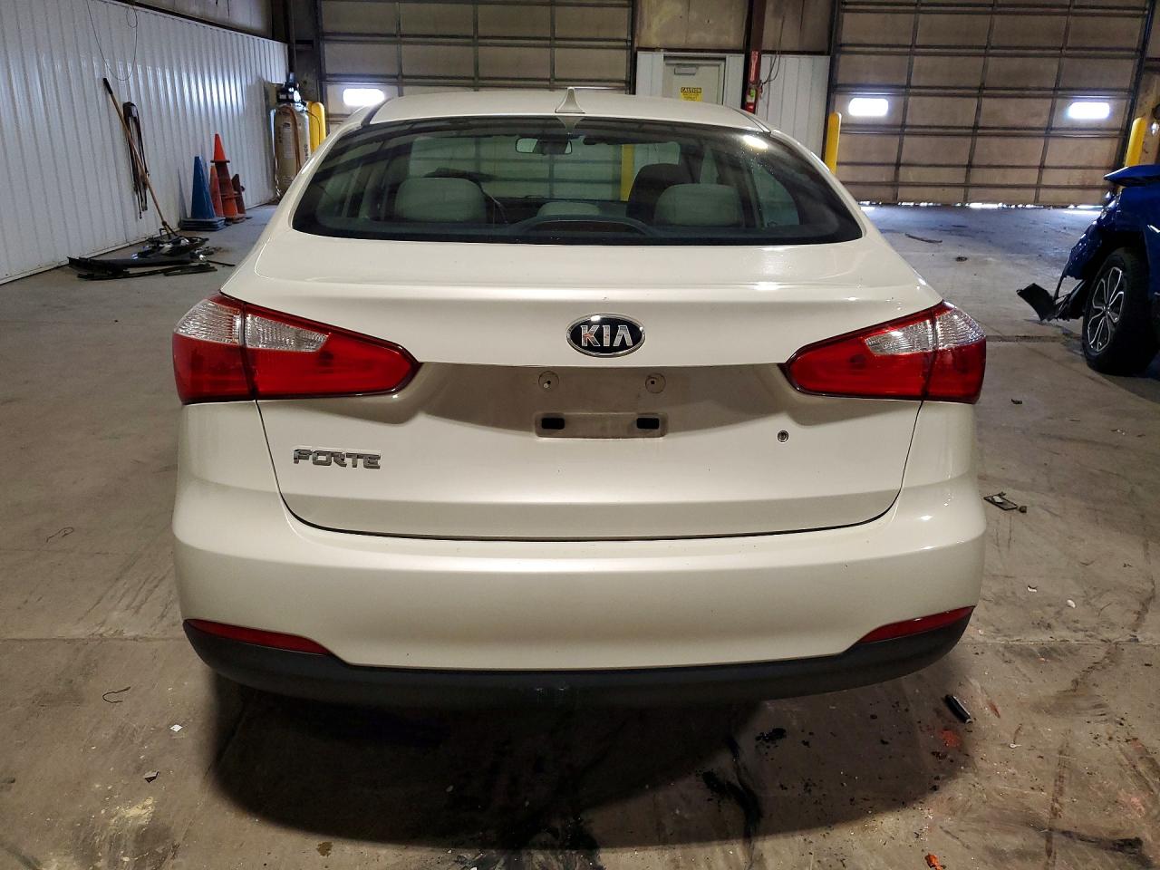 2015 KIA FORTE GL(Middle-low grade)