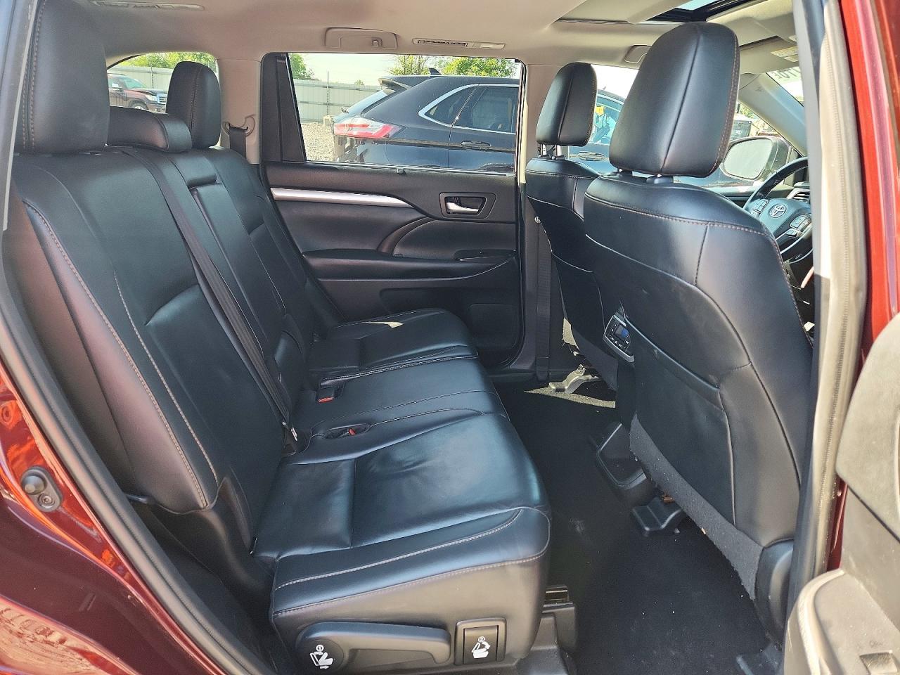 2019 TOYOTA HIGHLANDER SE/XLE