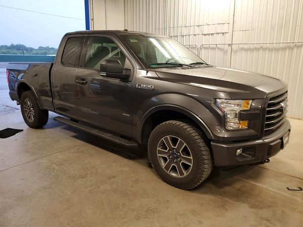 2017 FORD F150 SuperCab