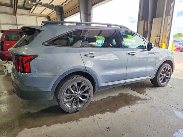 2023 KIA SORENTO EX