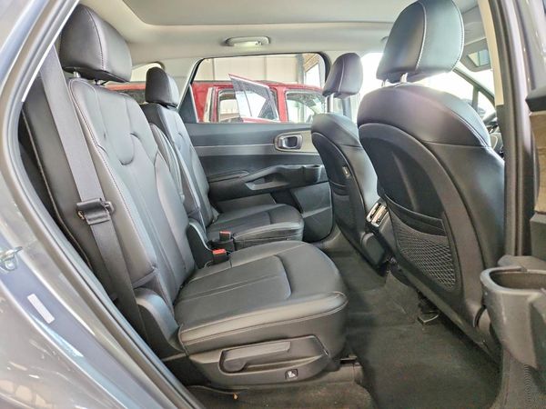 2023 KIA SORENTO EX
