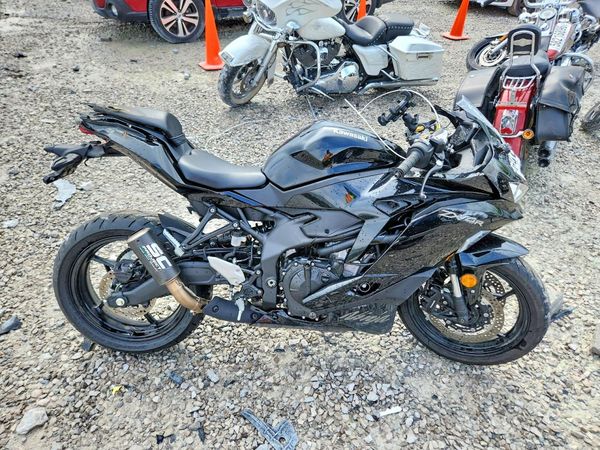 2026 KAWASAKI ZX400
