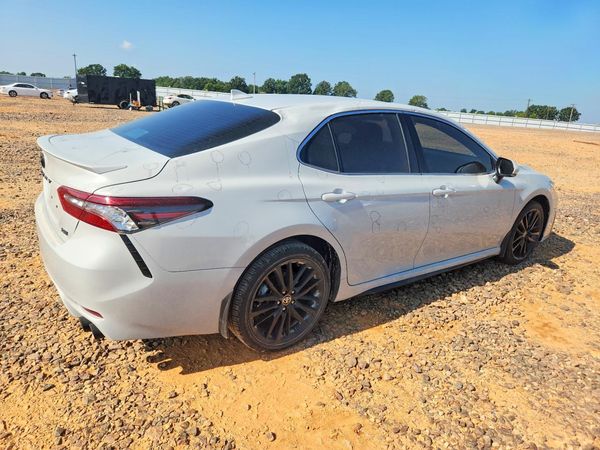 2024 TOYOTA CAMRY