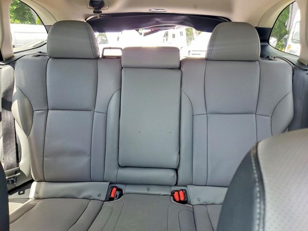2021 SUBARU OUTBACK
