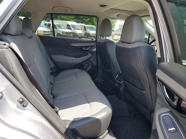 2021 SUBARU OUTBACK
