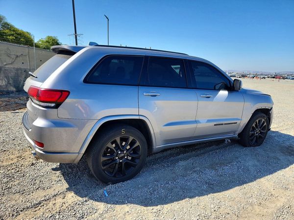 2021 JEEP GRAND CHEROKEE LAREDO 4X2