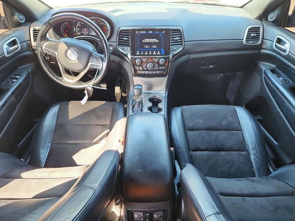 2021 JEEP GRAND CHEROKEE LAREDO 4X2