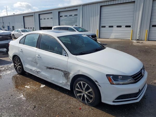 2017 VOLKSWAGEN JETTA SE
