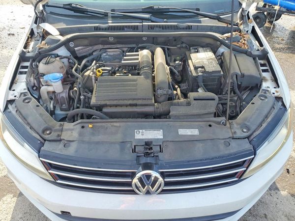 2017 VOLKSWAGEN JETTA SE