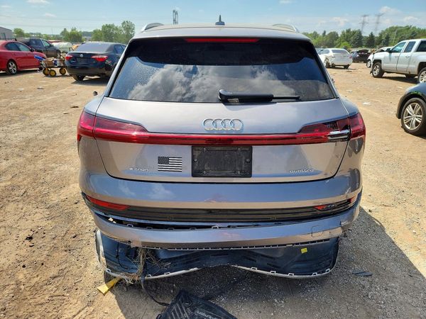 2021 AUDI E-TRON